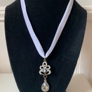 Victorian Style Choker Necklace